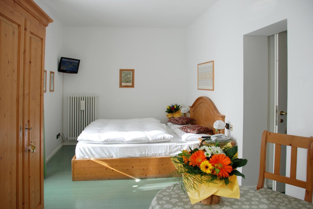 Hotel Meuble Oasi Cortina dʼAmpezzo Extérieur photo